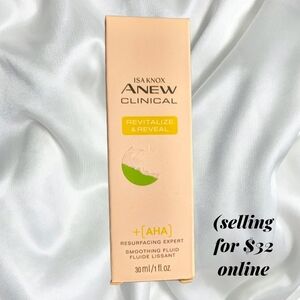 Anew Clinical Revitalize & Reveal Smoothing Fluid - Cream